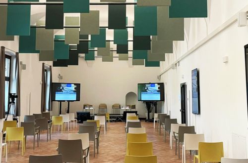 Village by CA | sedie | sala | schermi